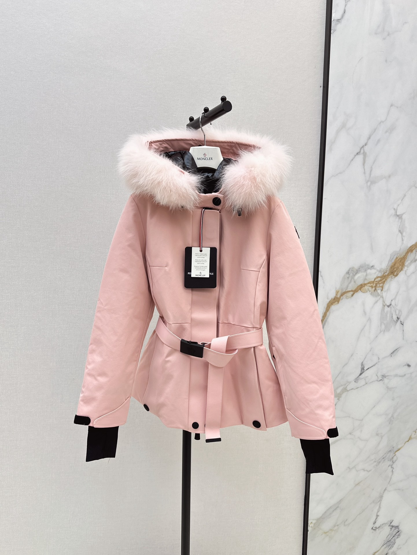 Monc 26fw hooded ski down jacket