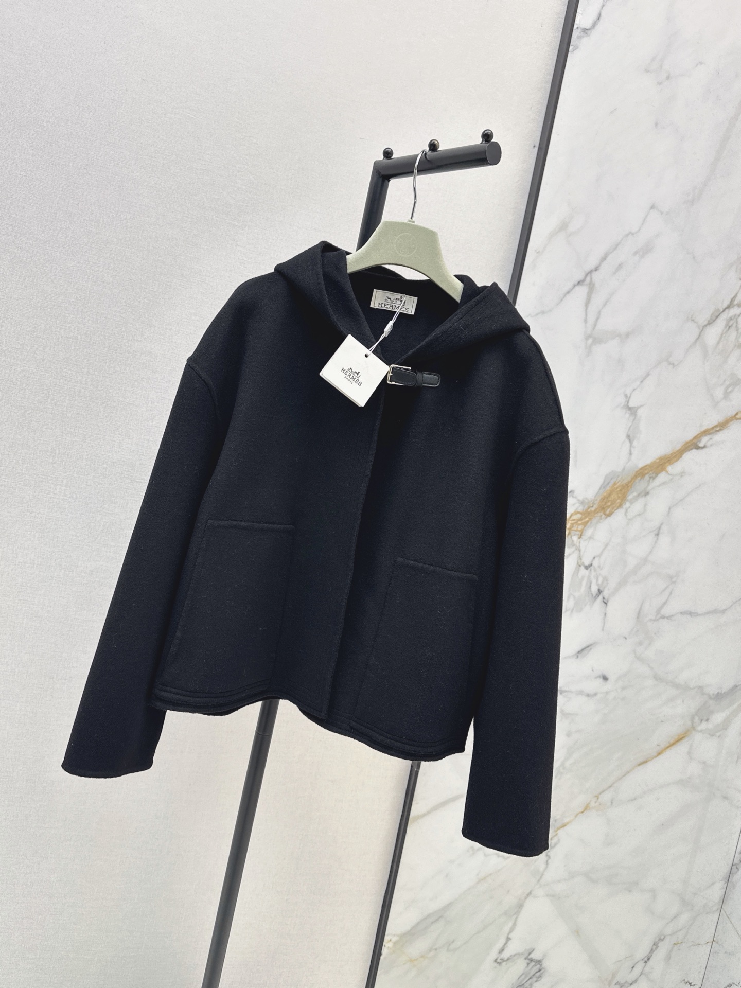 Her 26fw woolen hooded jacket