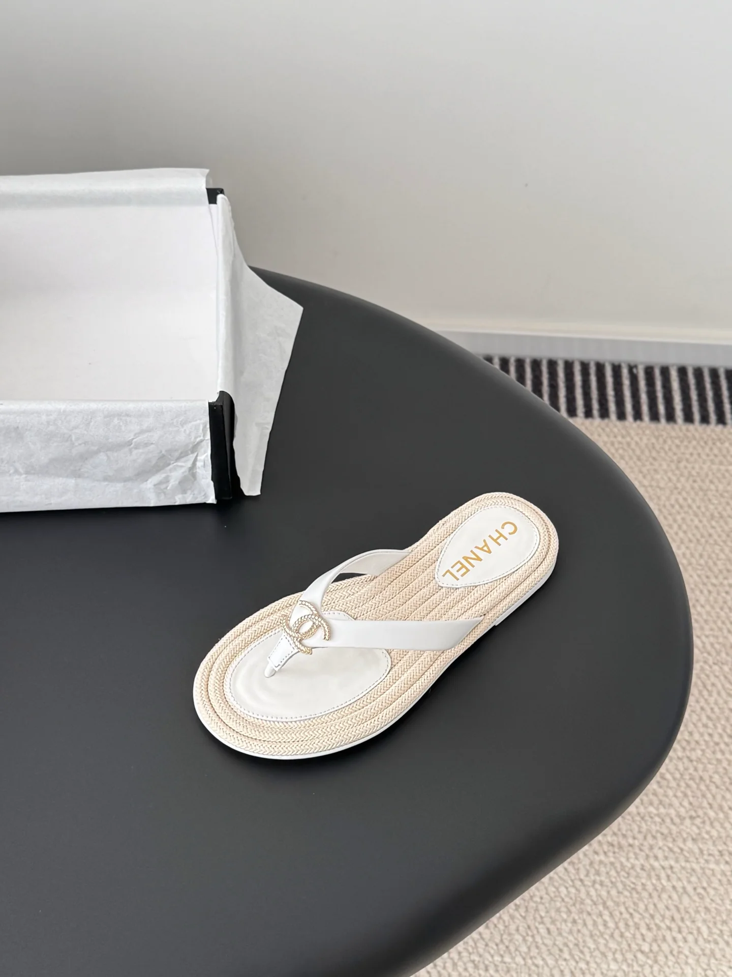 Chan 25K flip-flops