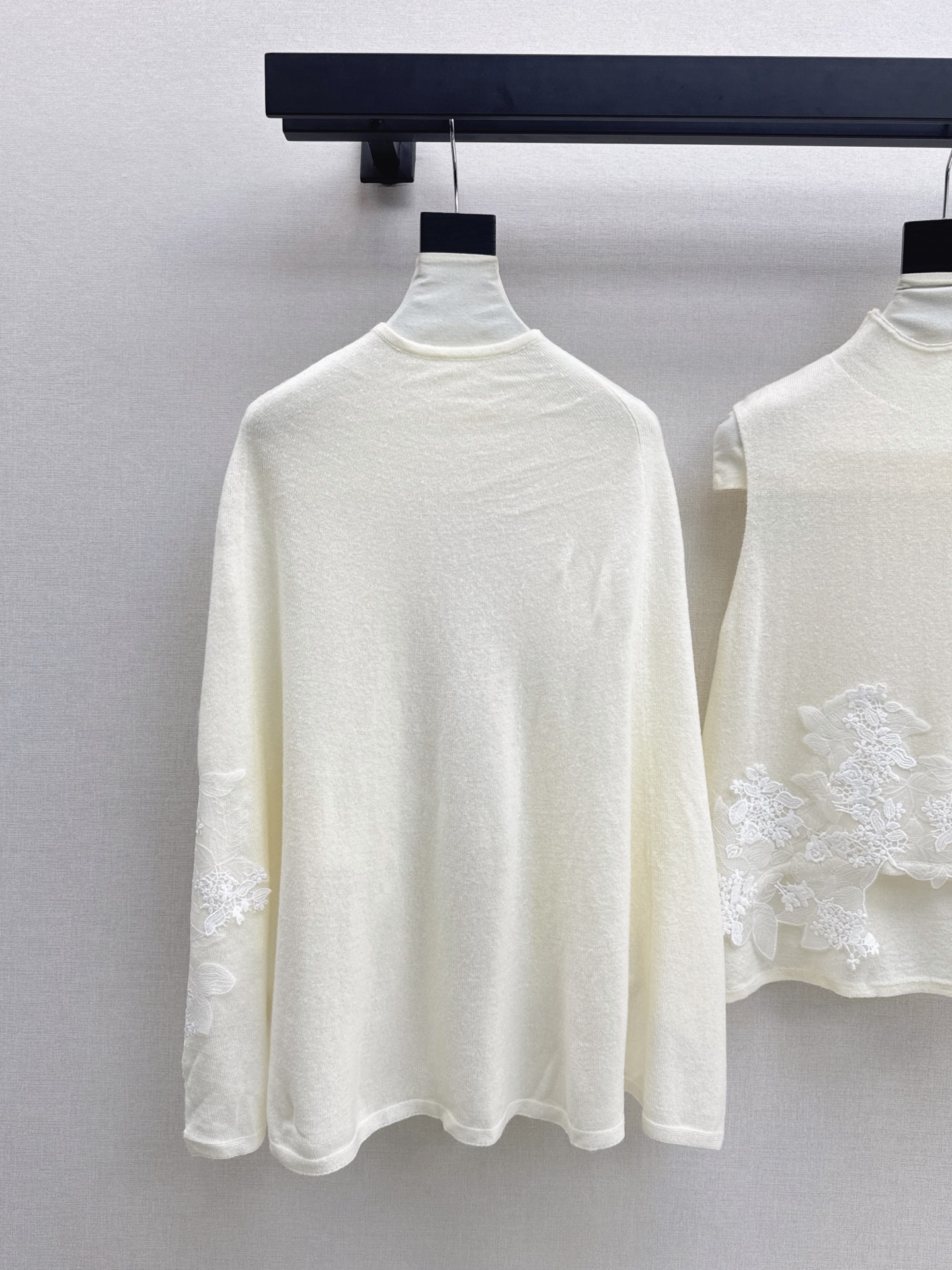 ES 26fw knit vest cape sets