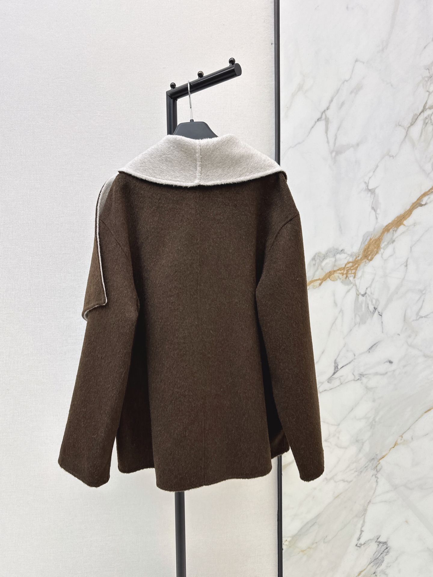 Max 26fw cropped woolen overcoats