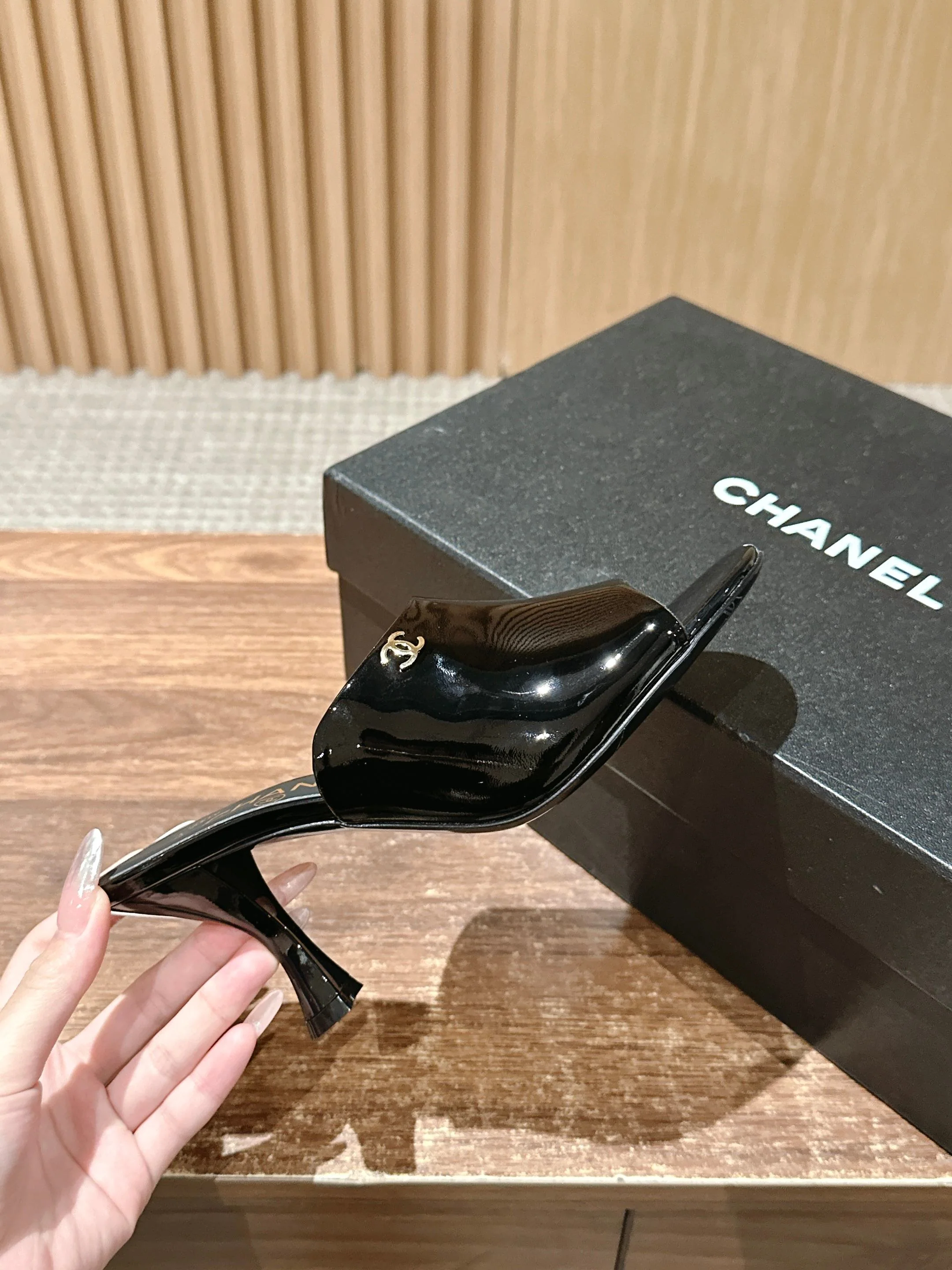 Chan 25fw heel sandals