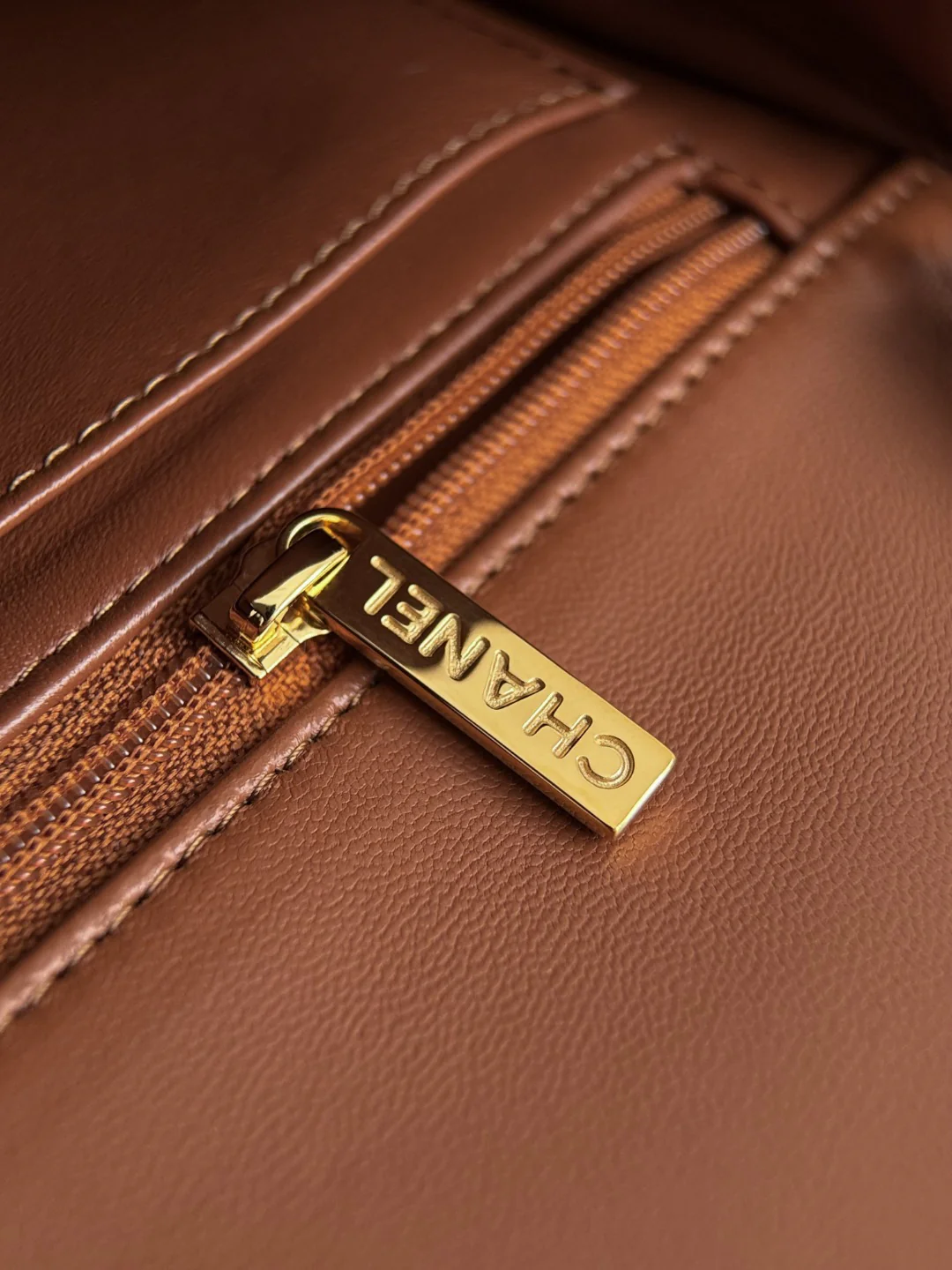 Chan cf20 chain shoulder bag