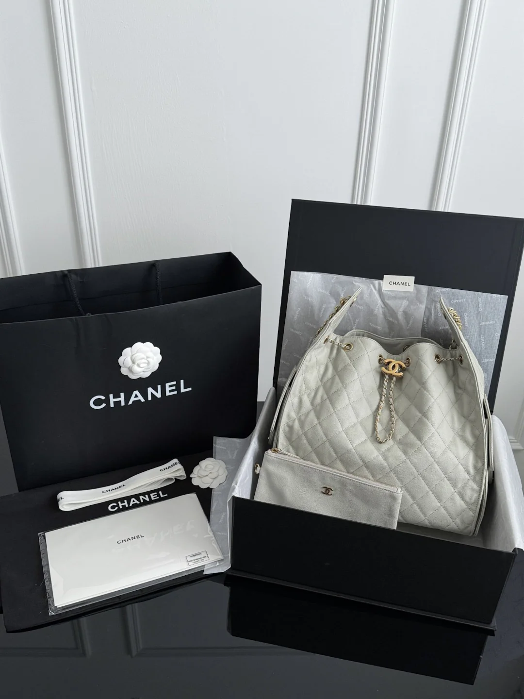 Chan 25B hobo bags