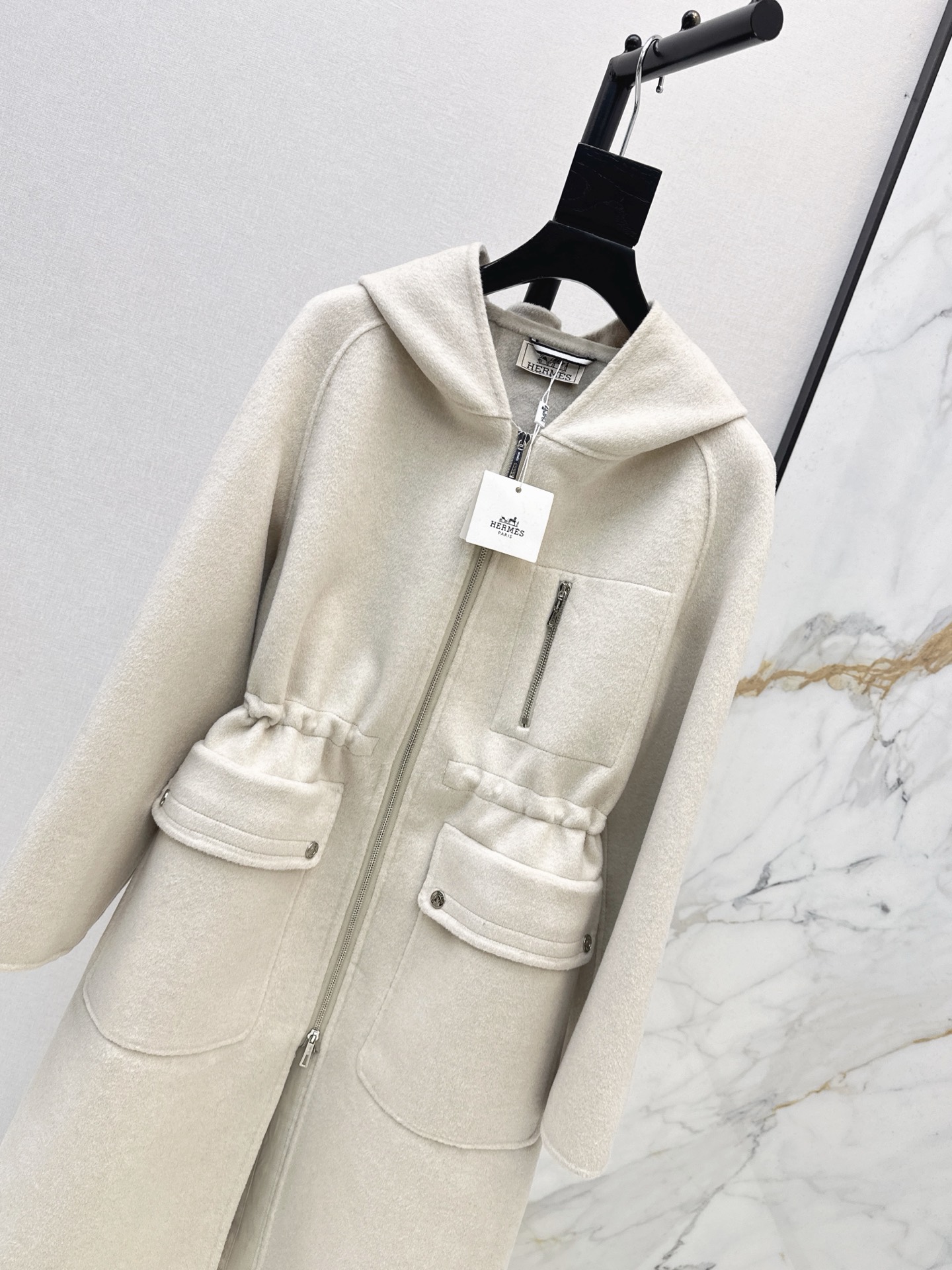 Her 26fw drawstring hooded overcoats