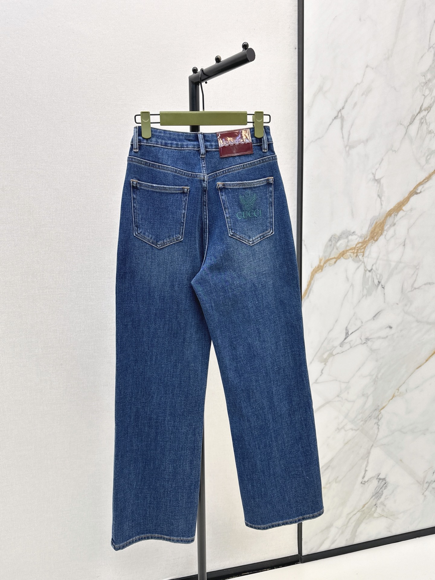 Guc 26fw straight-leg jeans
