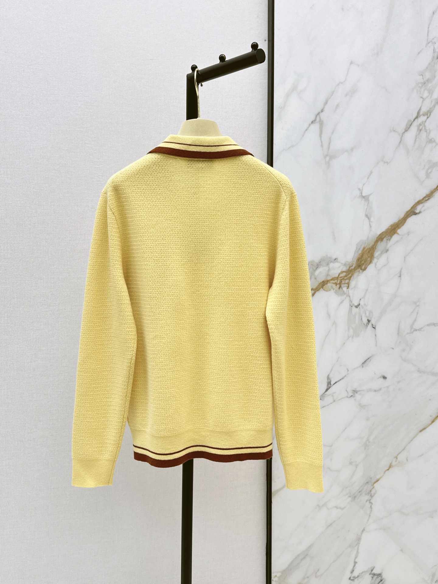 Miu 26fw cashmere knit sweater