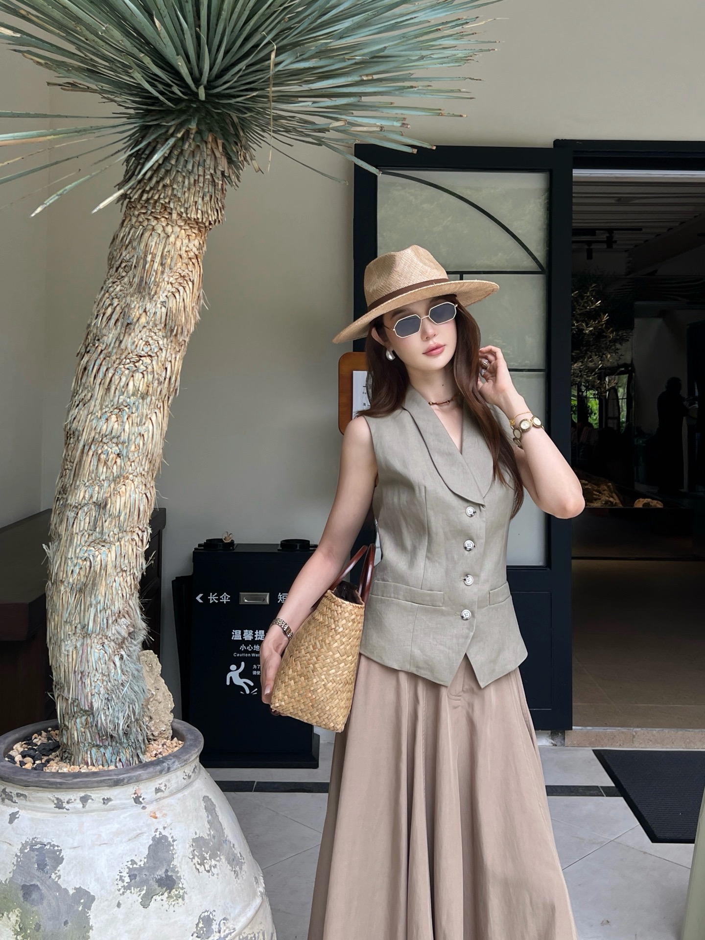 Brun 26ss vest