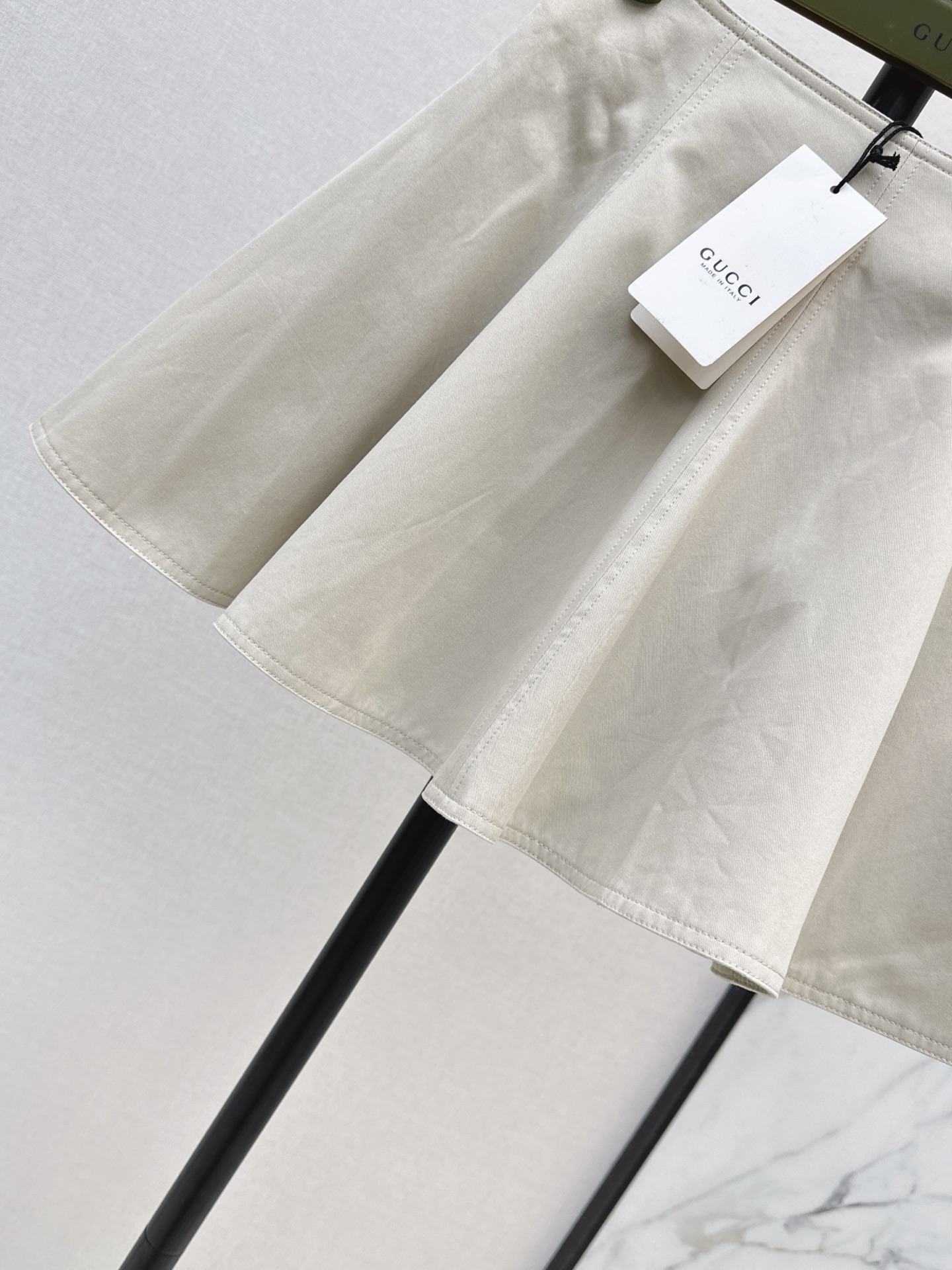 Guc 26fw pleated mini skirt