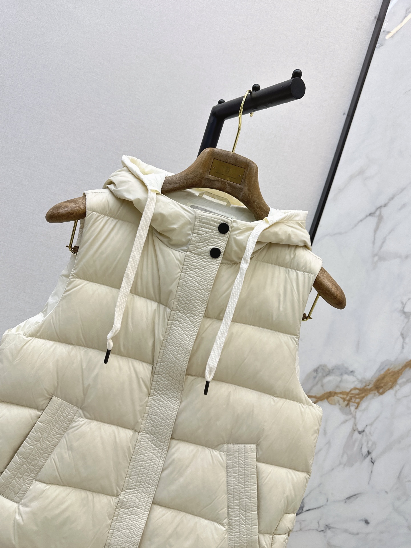 Brun 26fw hooded down vest