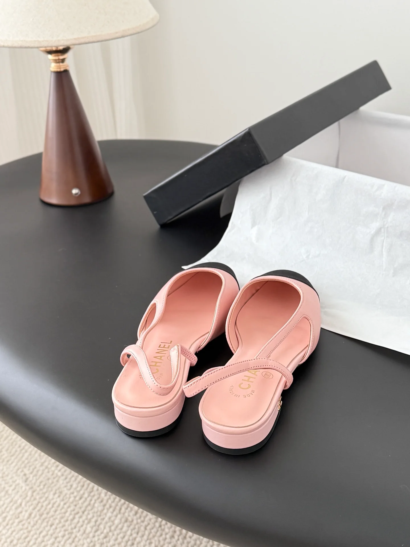 Chan 25fw slingback sandals
