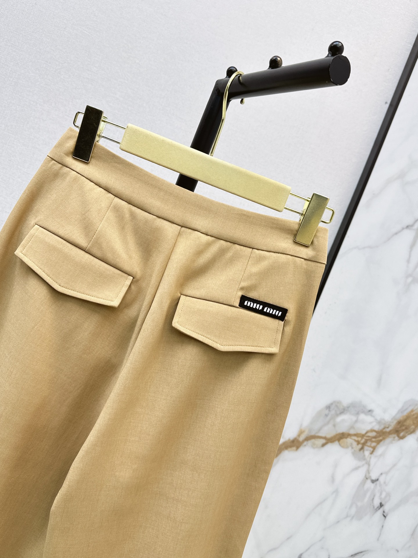 Miu 26fw wied-leg pants