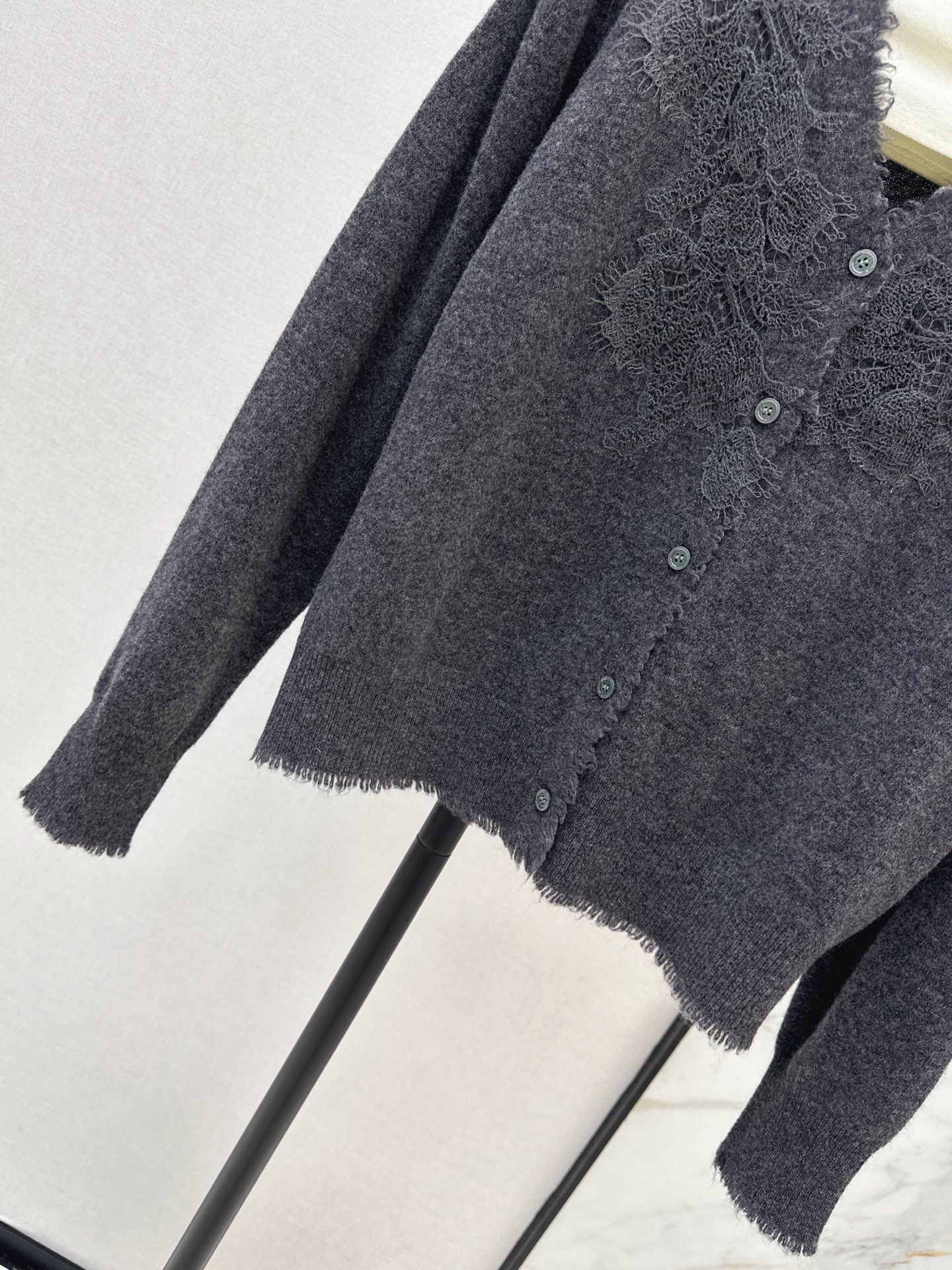 ES 26fw knit cardigan