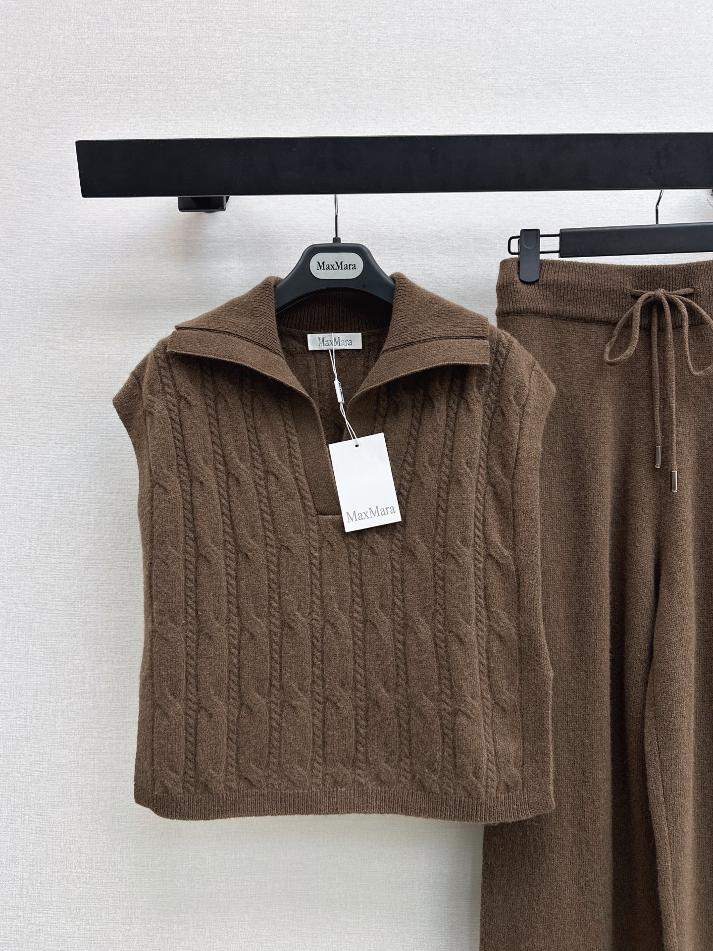 Max 26fw wool vest pants sets
