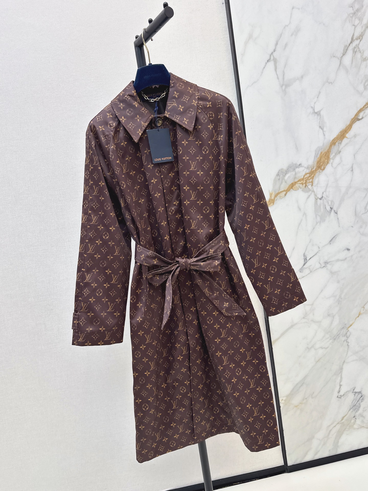 Loui 26fw print belted trench coats