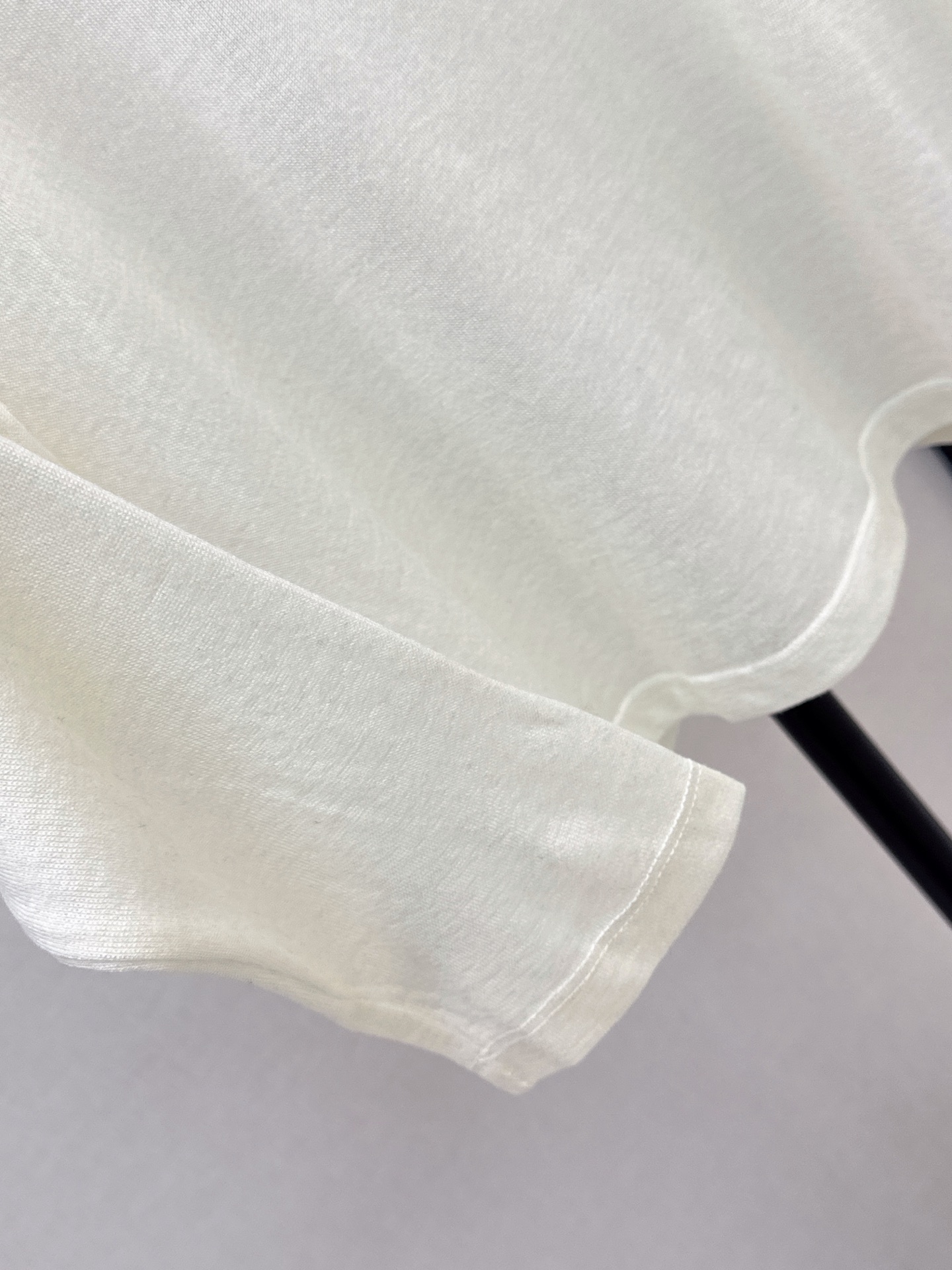 Loui 26fw basic tee