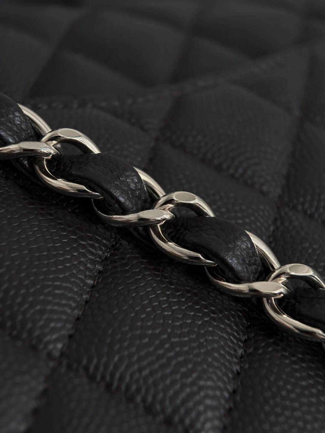 Chan cf25 chain shoulder bag