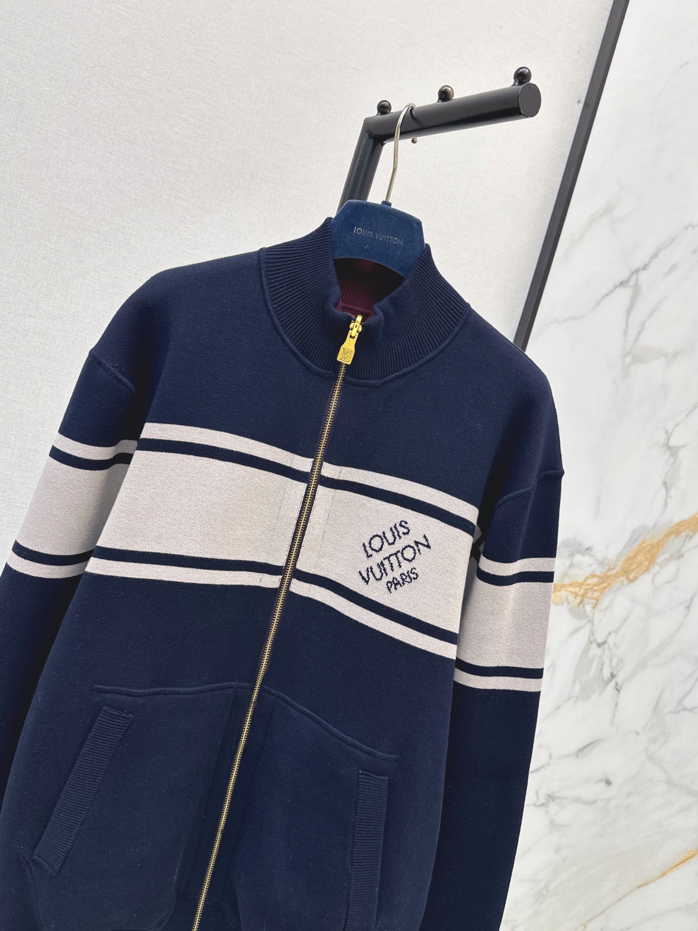 Loui 26fw reversible knit sweater