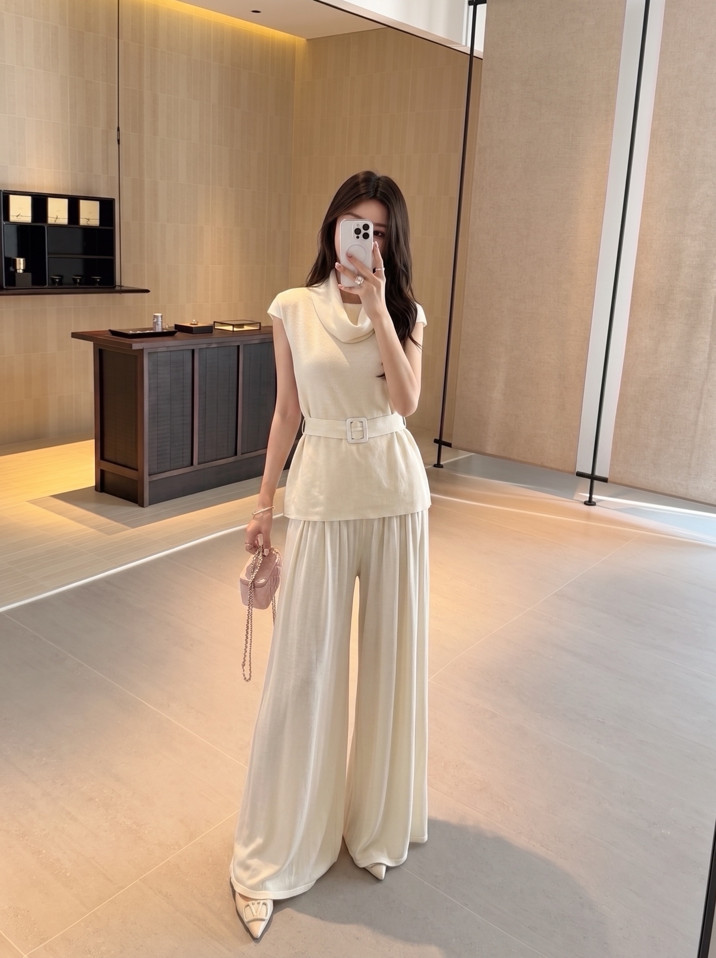Her 26fw belted knit sleeveless top pants sets