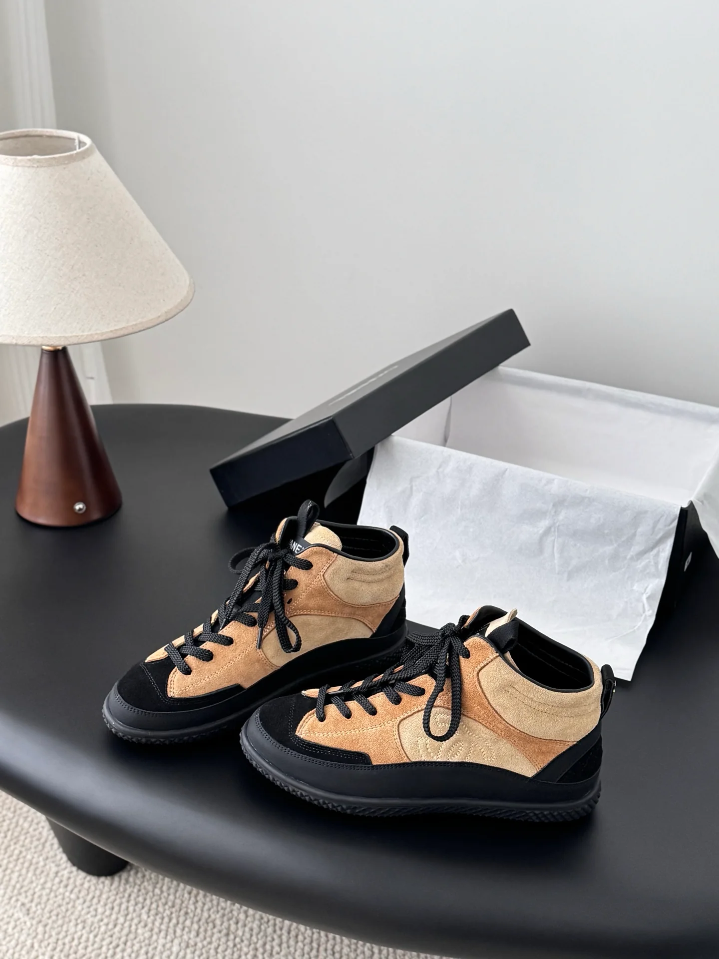 Chan 25fw sneaker with high tops
