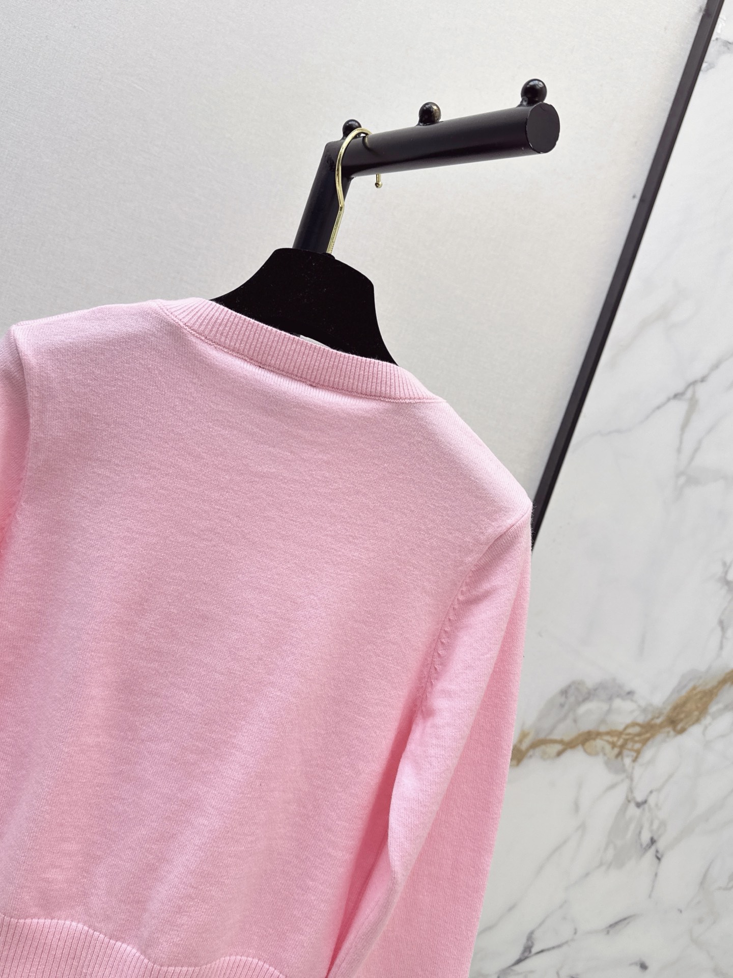 Chan 26fw 3d floarl knit cardigan