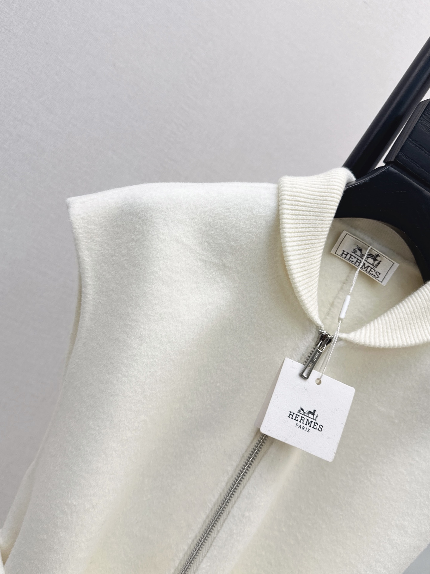 Her 26fw woolen belted vest
