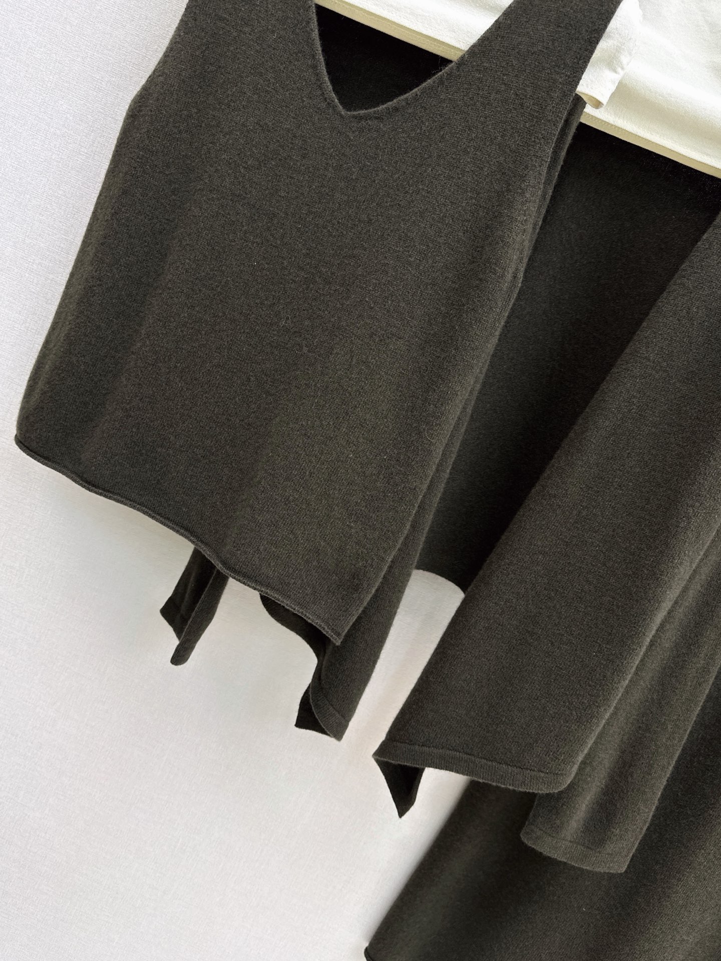 Max 26fw wool knit vest cardigan skirt sets