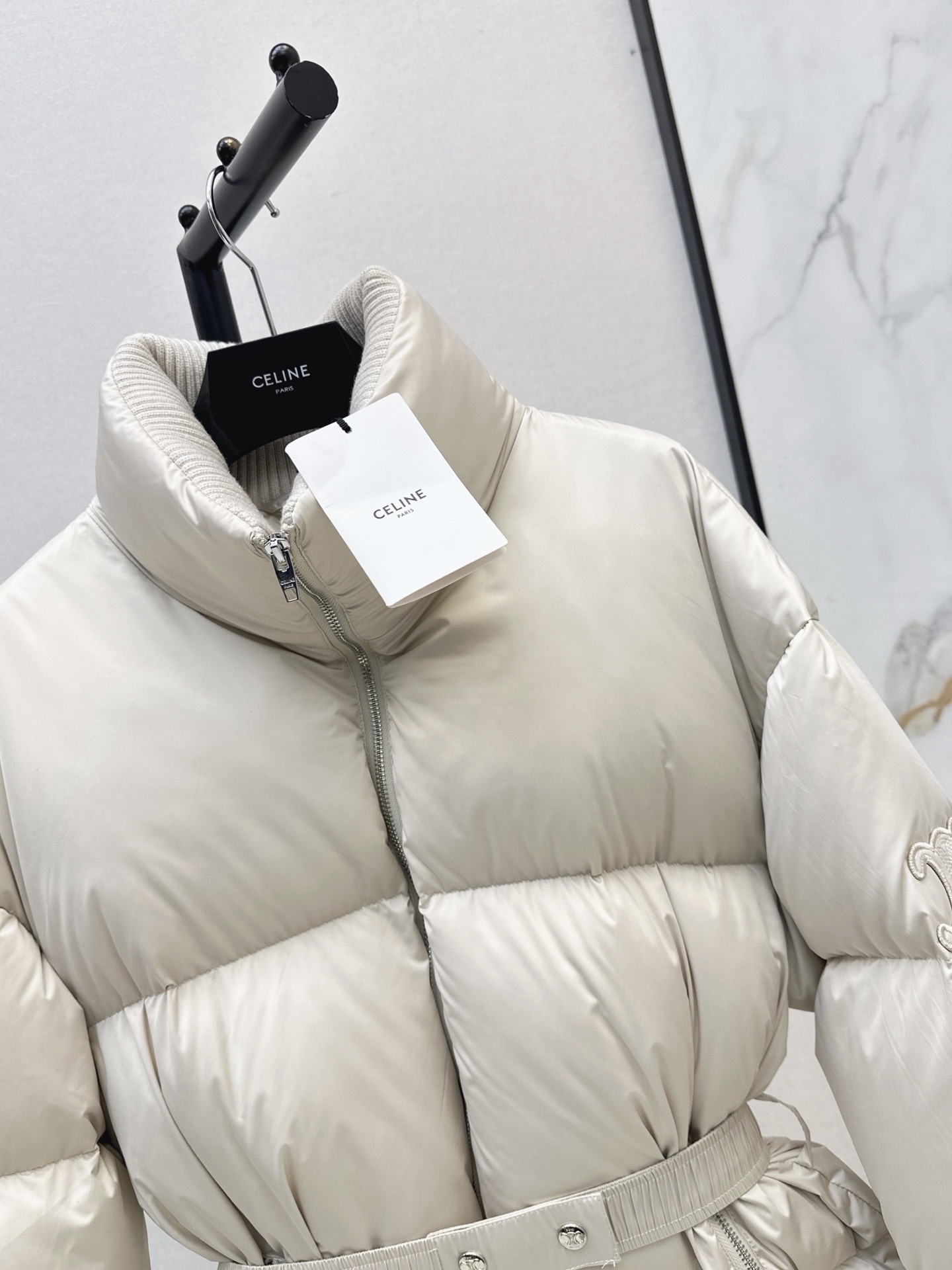 Celi 26fw belted down jacket