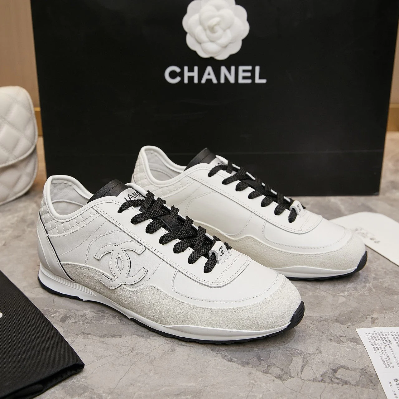Ch sneakers
