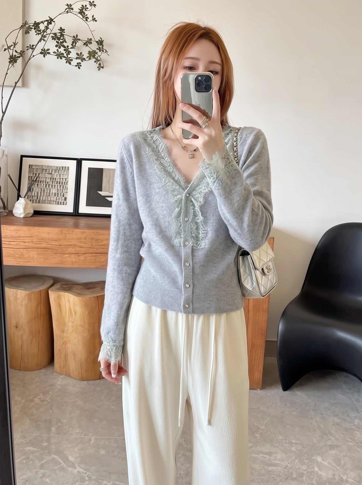 ES 26fw lace contract knit sweater