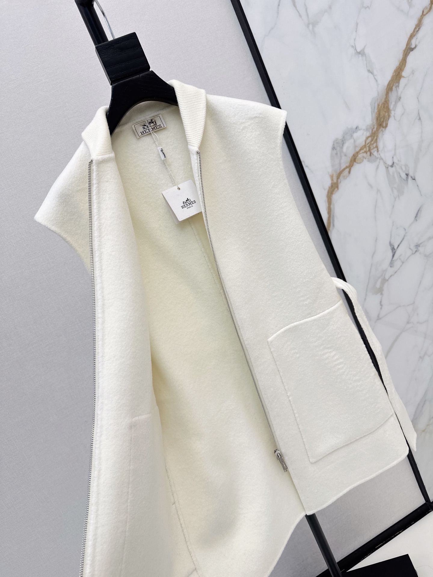 Her 26fw woolen belted vest