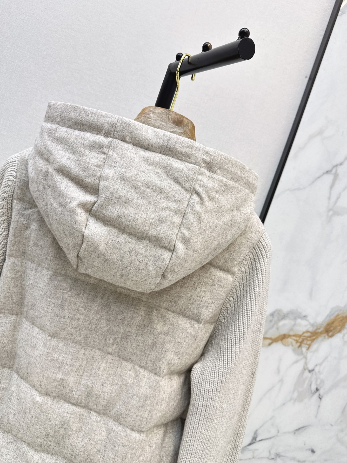 Brun 26fw knit contaract hooded down jacket