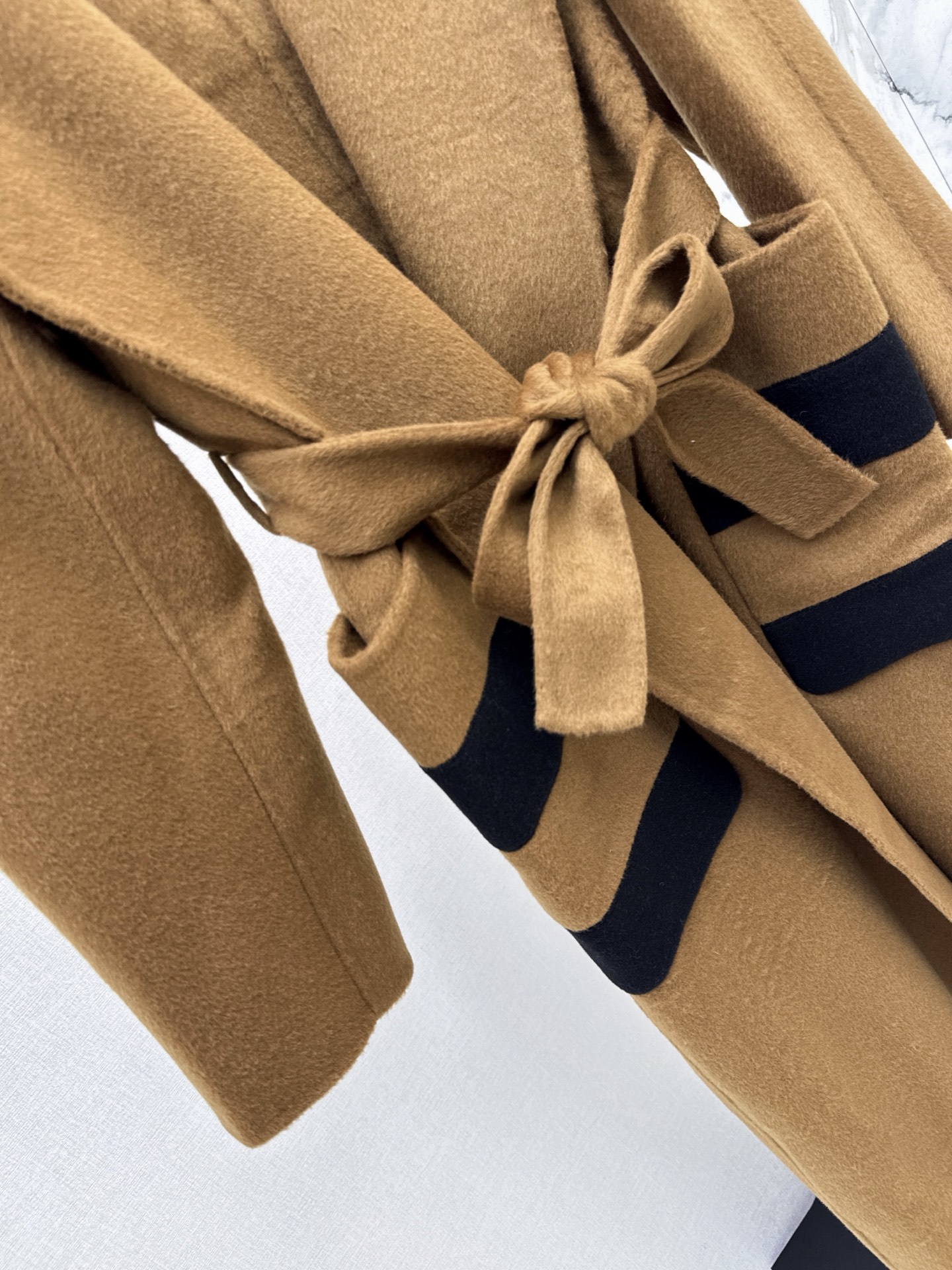 Max 26fw woolen hooded overcoats