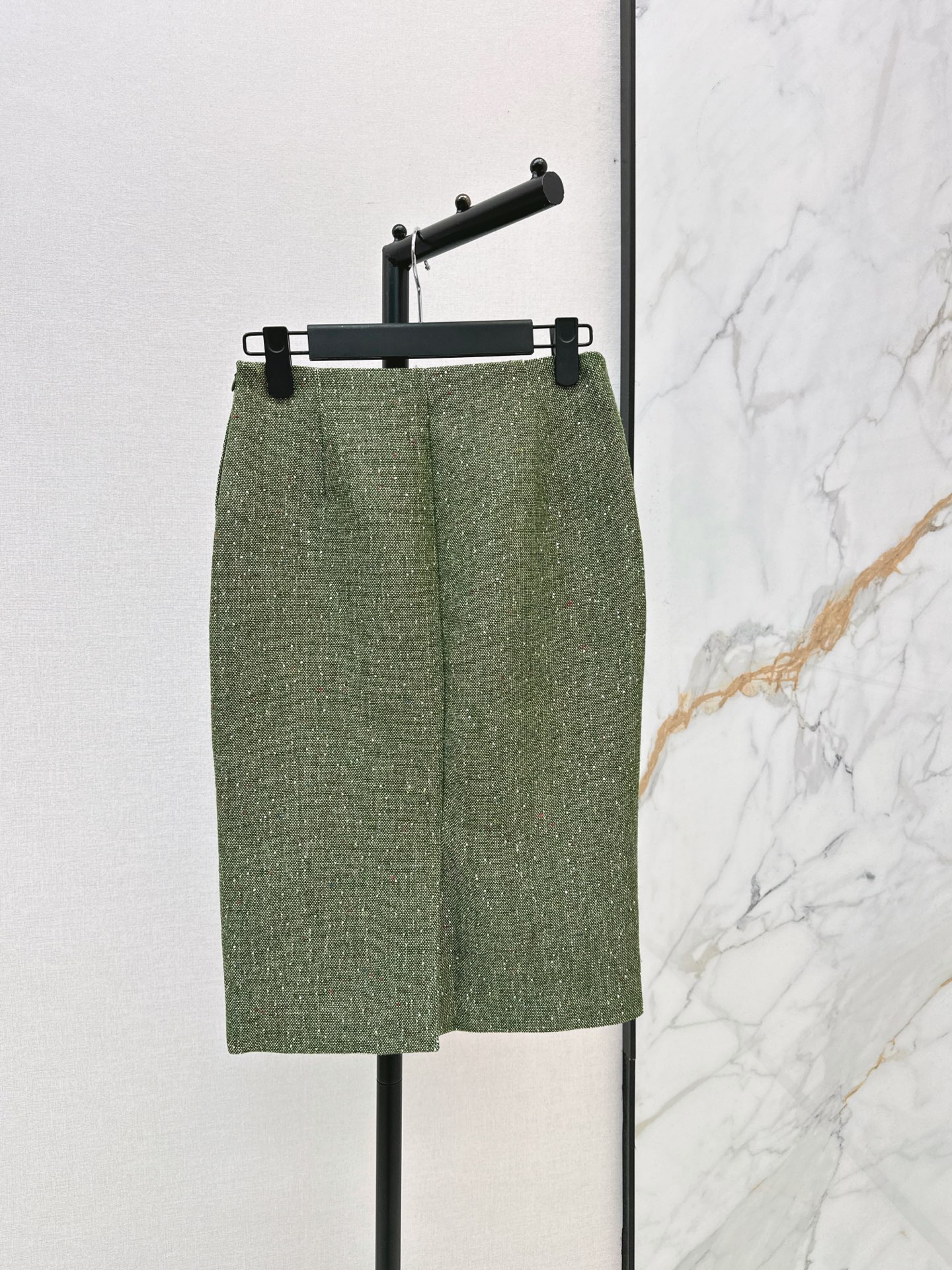 CD 26fw flecked tweed skirt