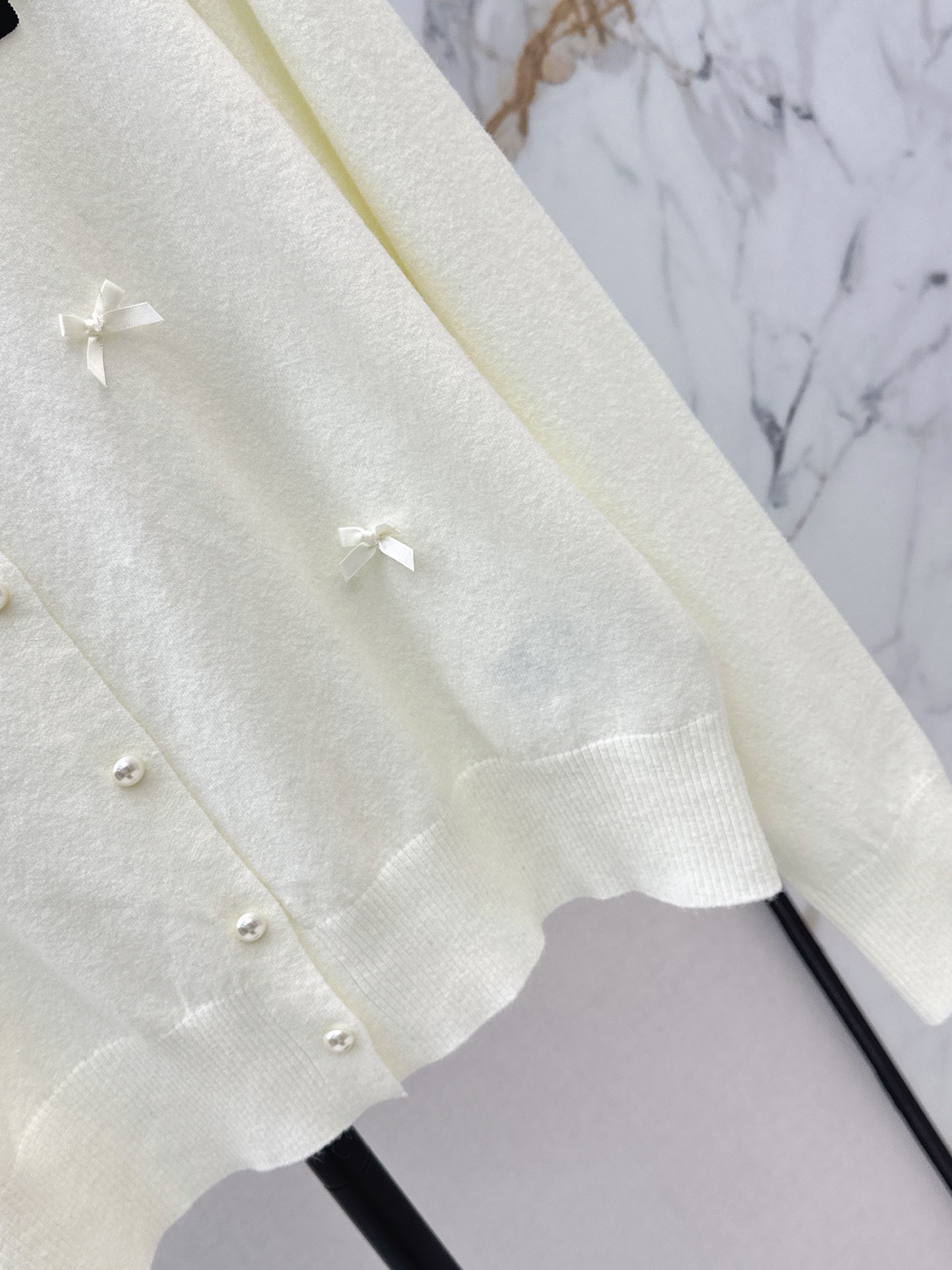 Miu 26fw bow cardigan