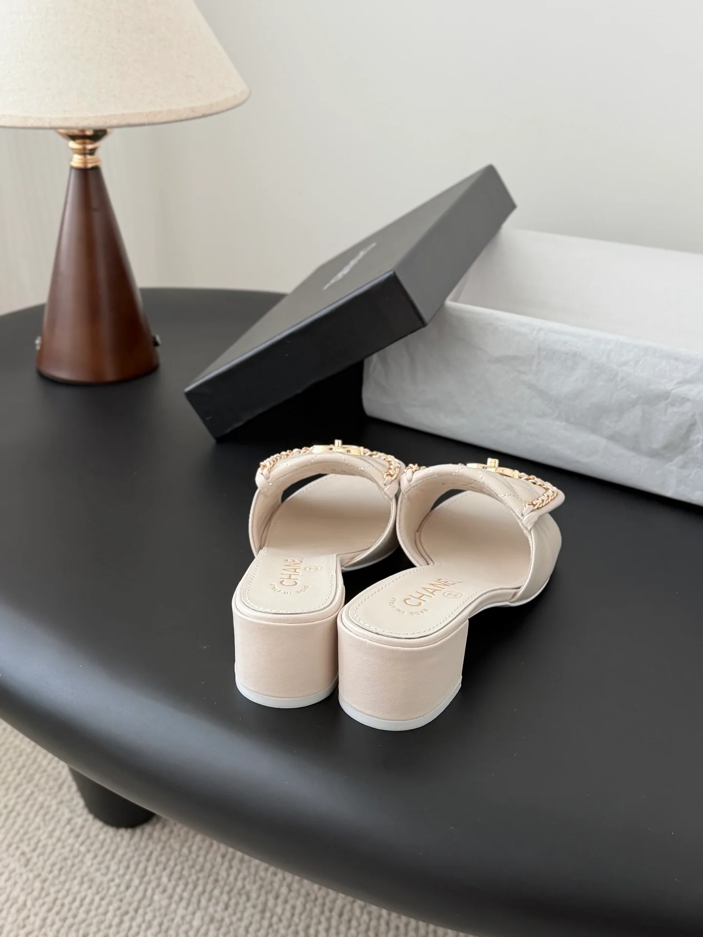 Chan 26ss chunky sandals