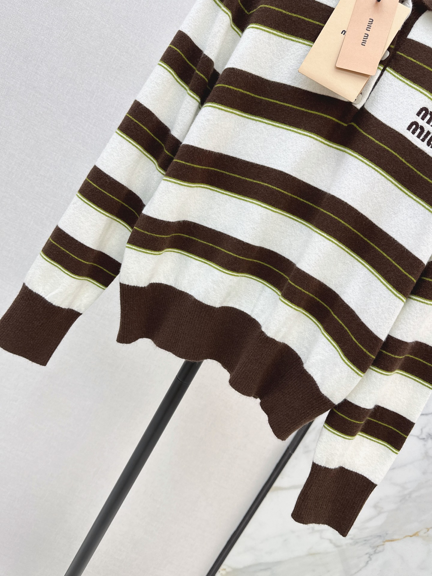 Miu 26fw stripe knit sweater
