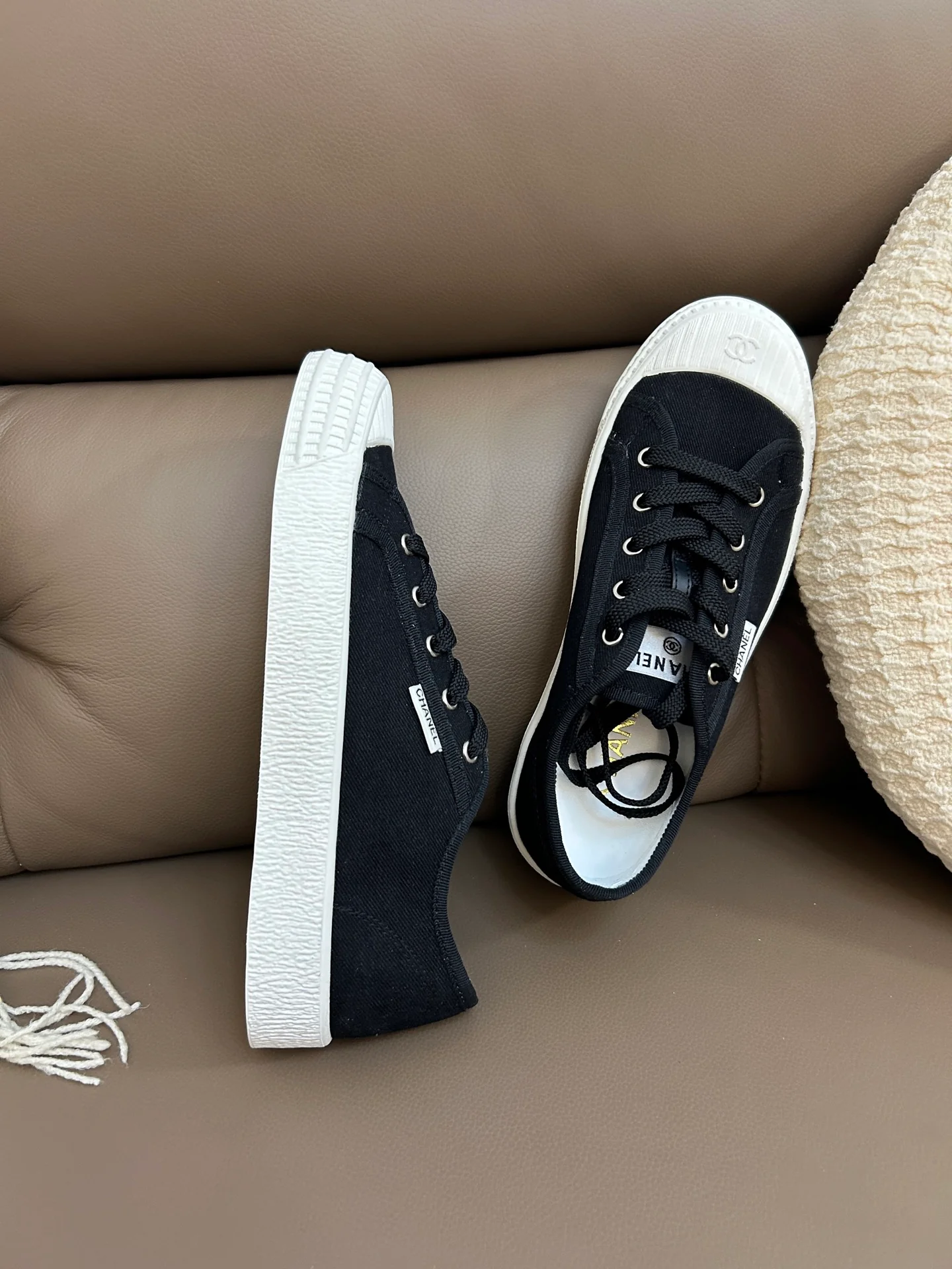 Chan 25fw casual sneakers