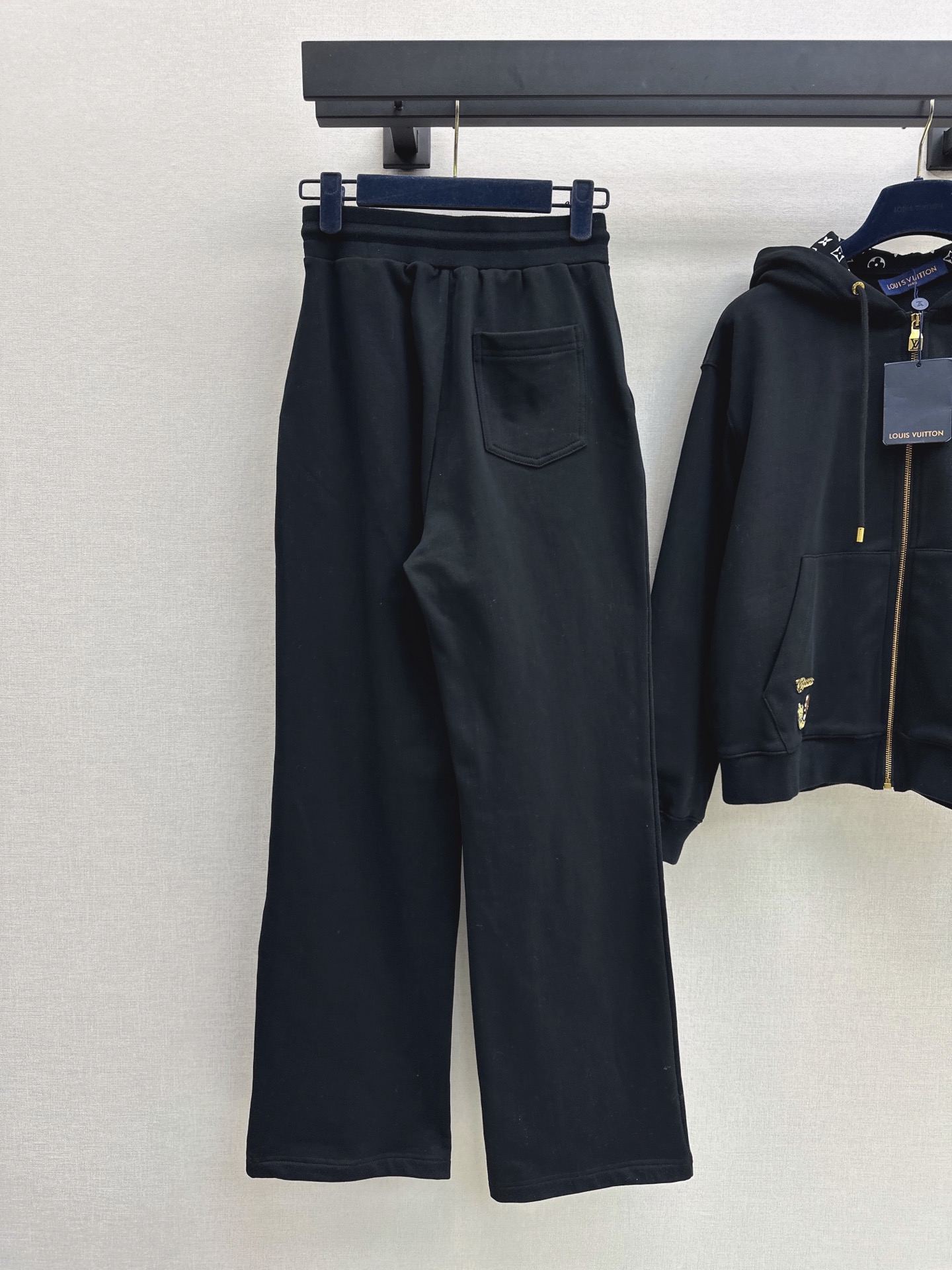 Loui 26fw hooded jacket pant sets