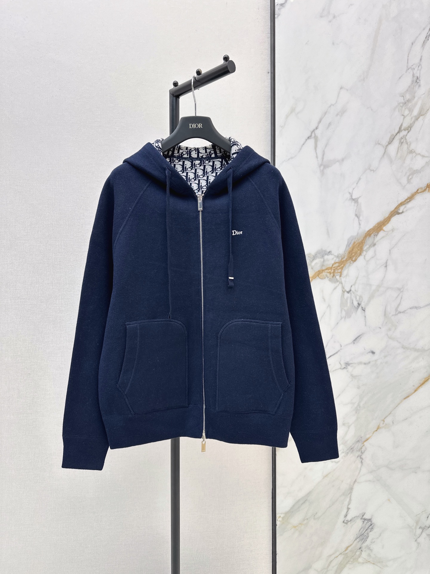 CD 26fw reversible hooded jacket