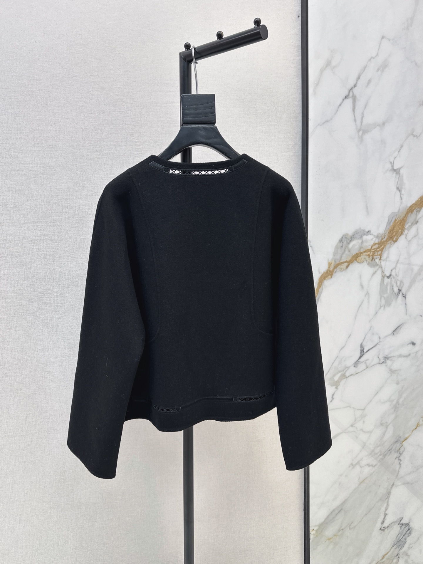 Her 26fw embroidery woolen jacket