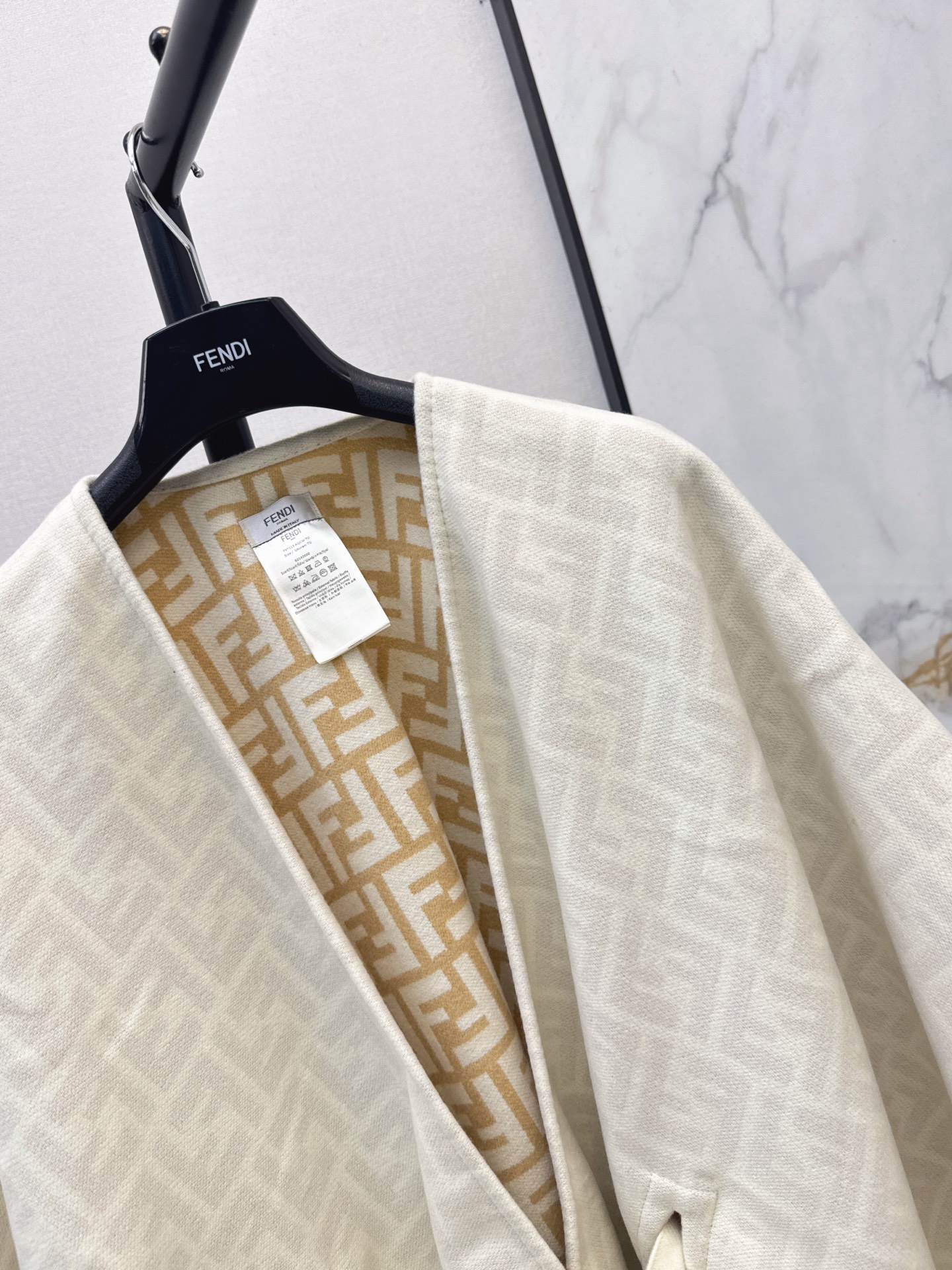 Fen 26fw wool shawls