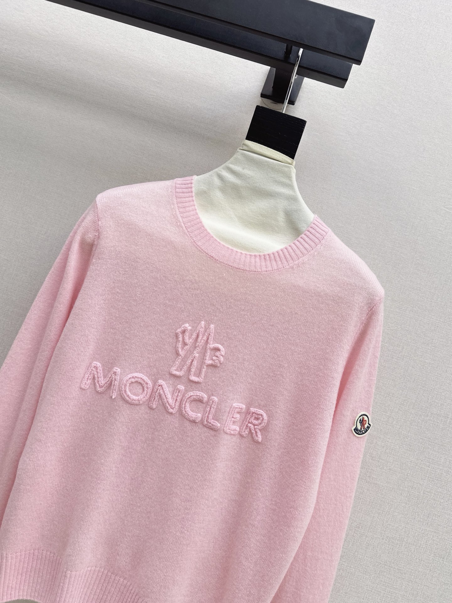 Monc 26fw embroidery knitwear