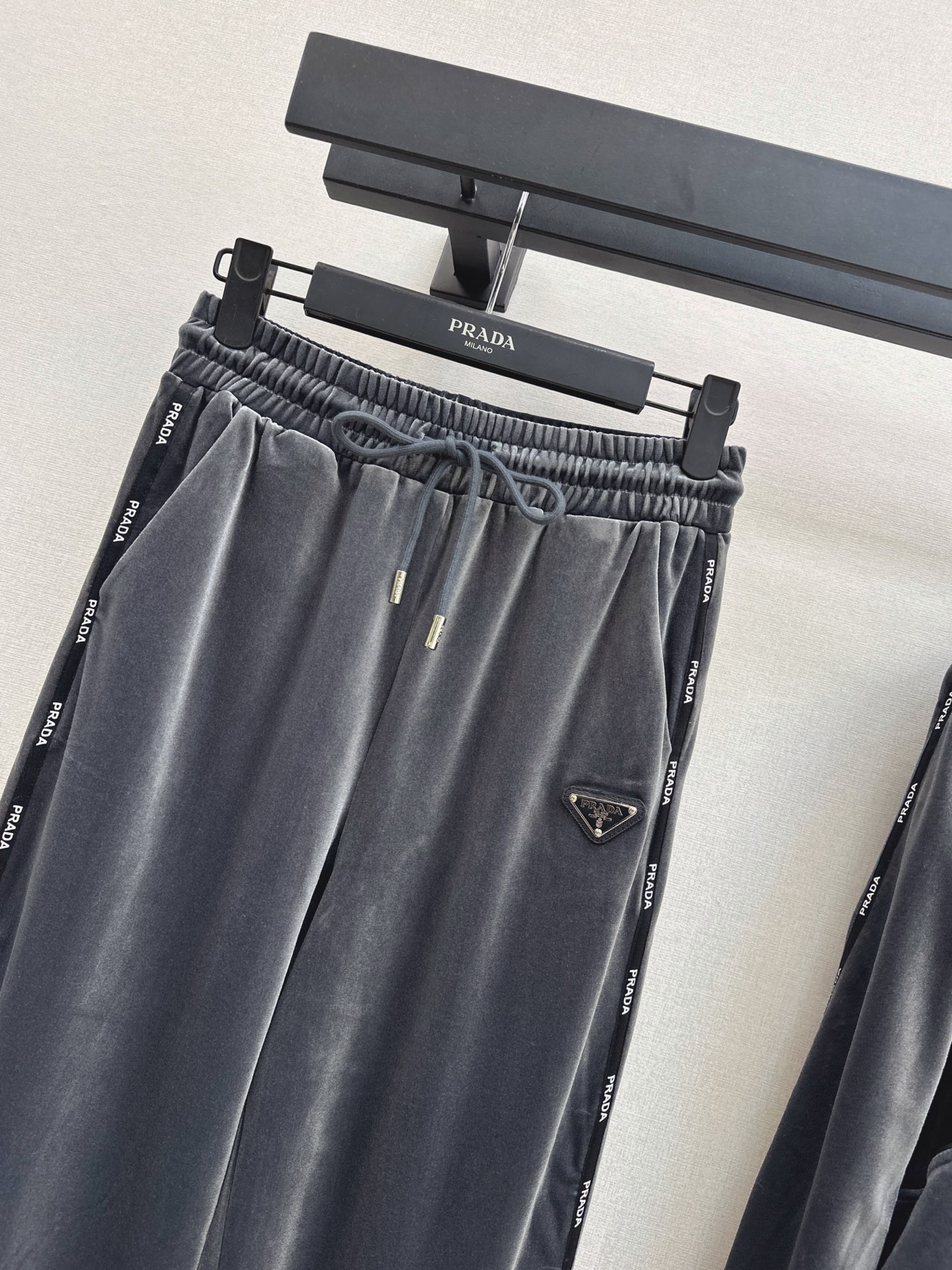 Pra 26fw velvet hooded jacket pant sets