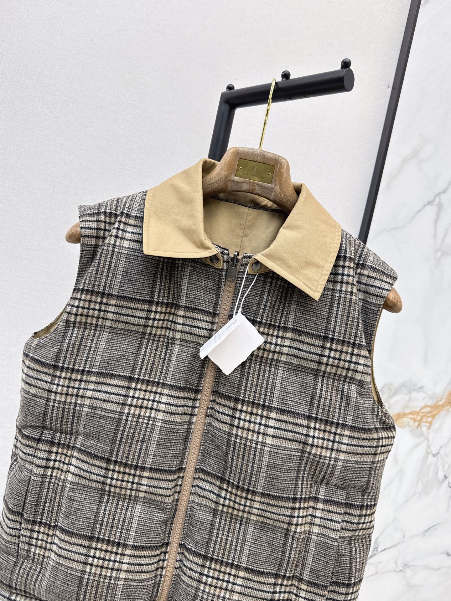 Brun 26fw reversible down vest