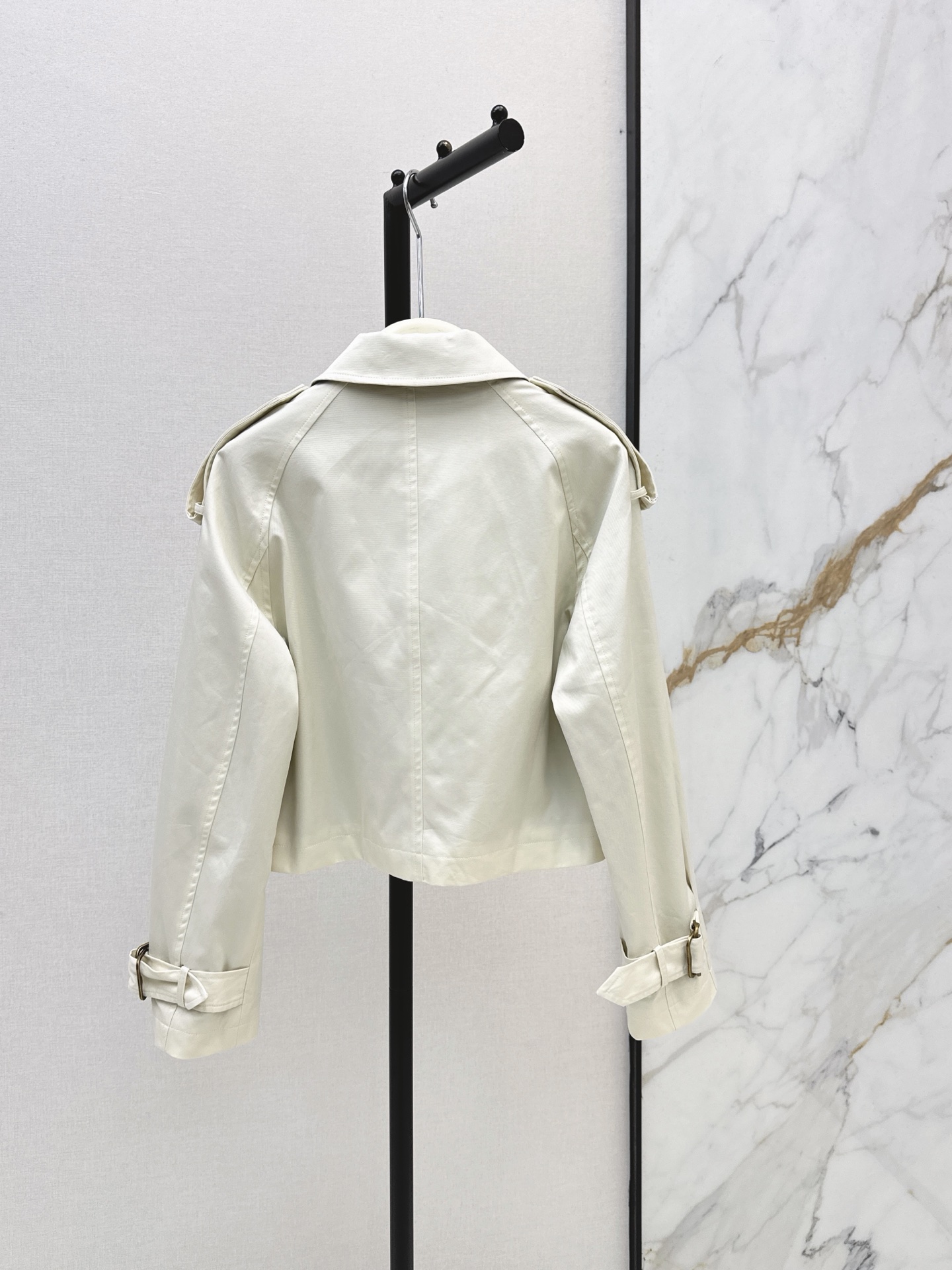 Burb 26fw cropped trench coats