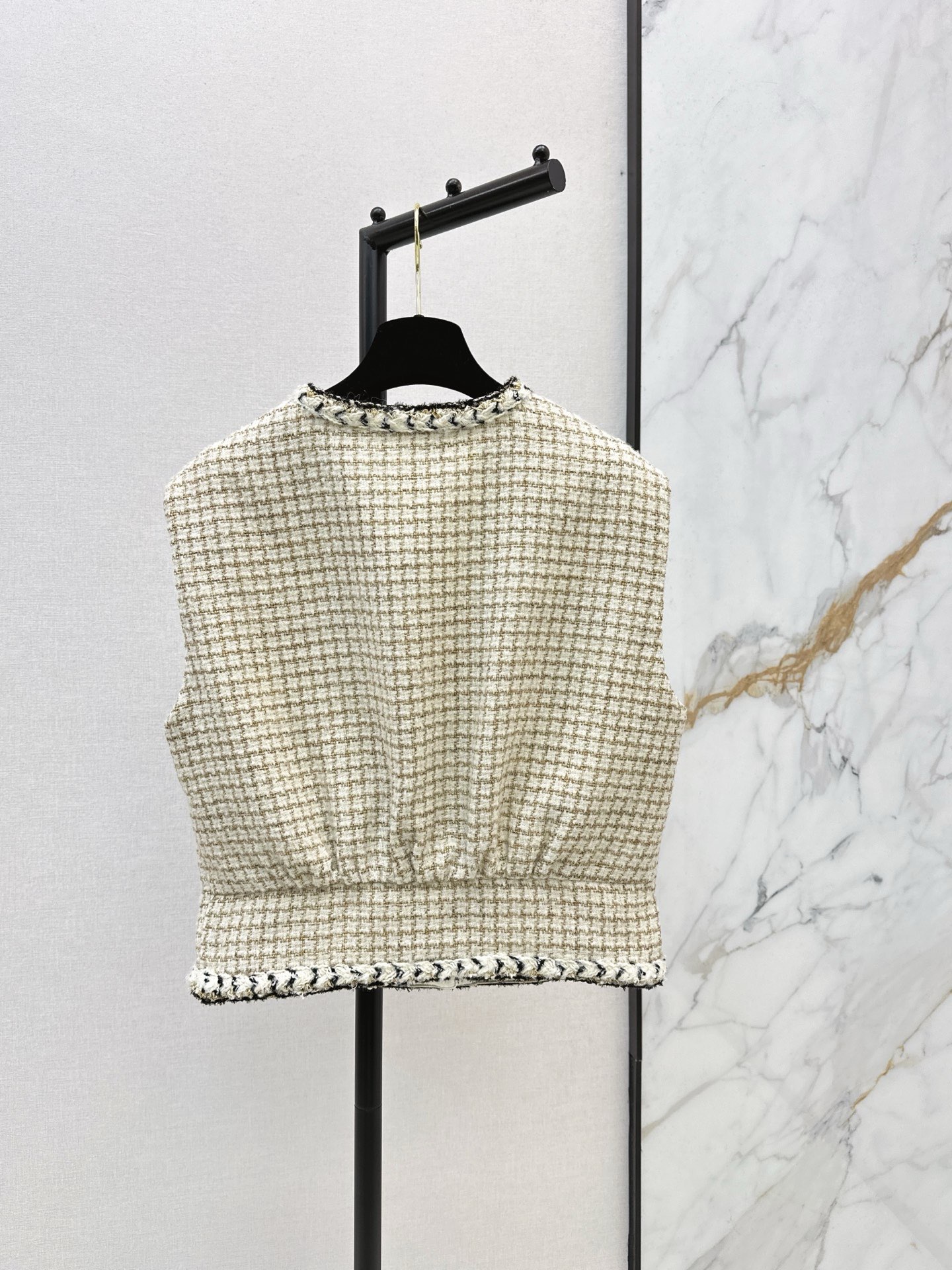 Chan 26fw woven tweed vest