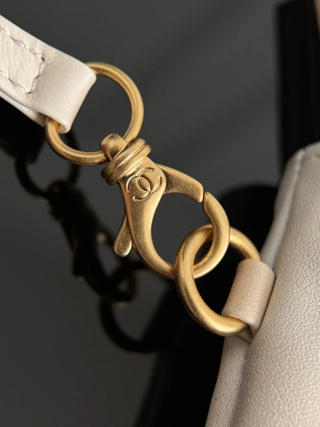 Chan 22 bag handbag
