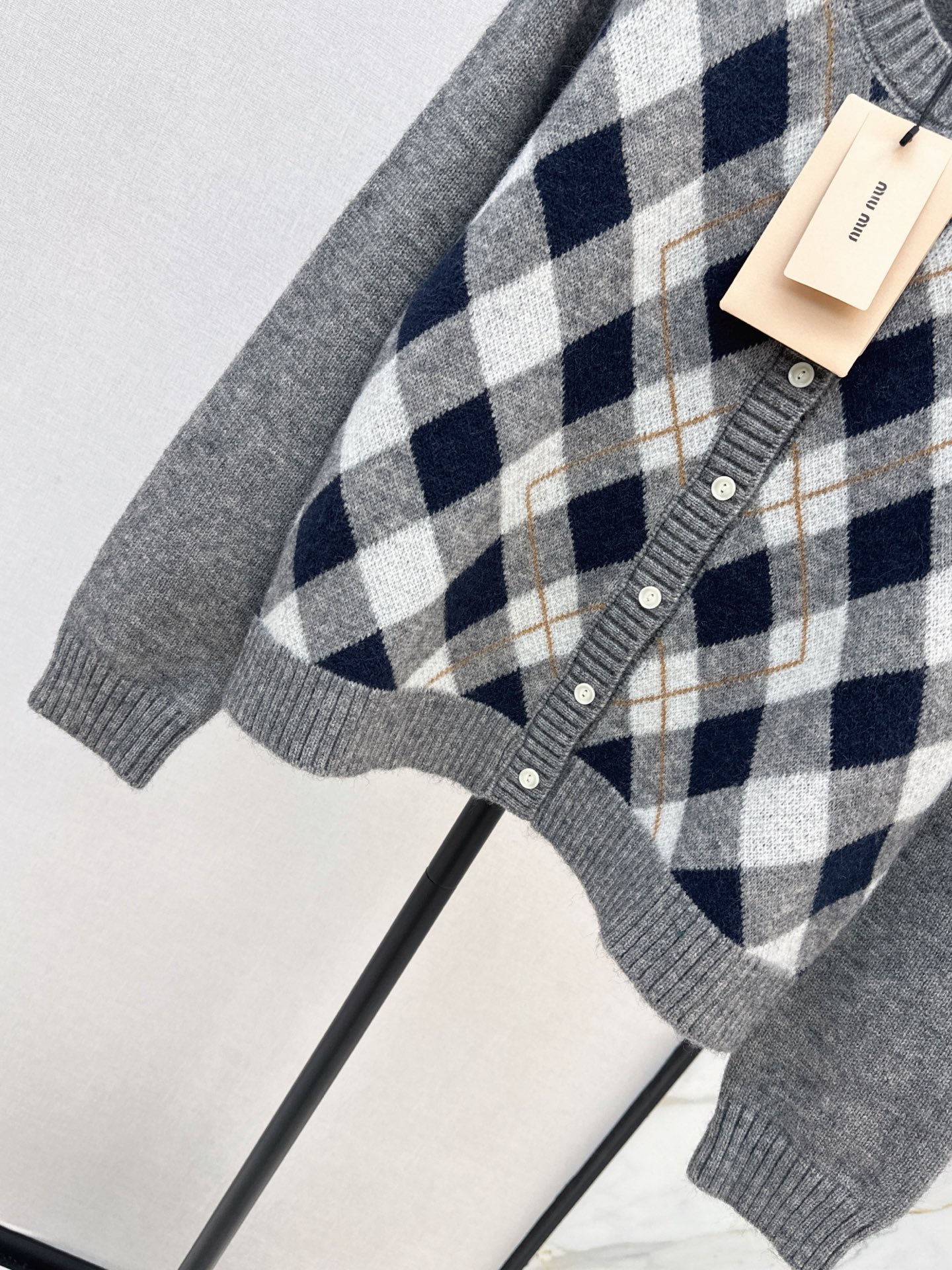 Miu 26fw jacquard cardigan