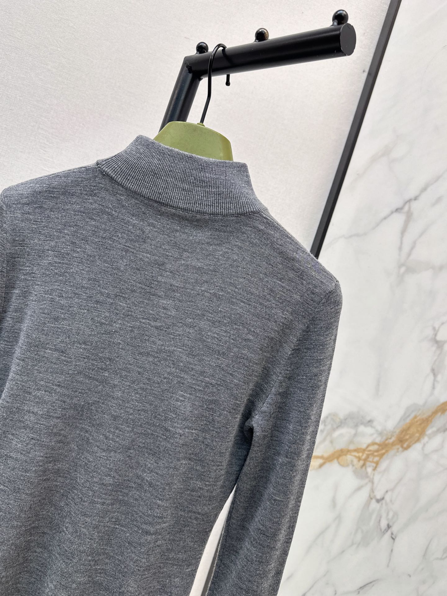 Guc 26fw knit basic tee